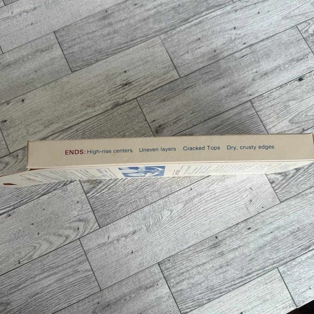 MAGI-CAKE Vintage NEW In Package Cake Strips 1977‎ Even Baking Moist Washable